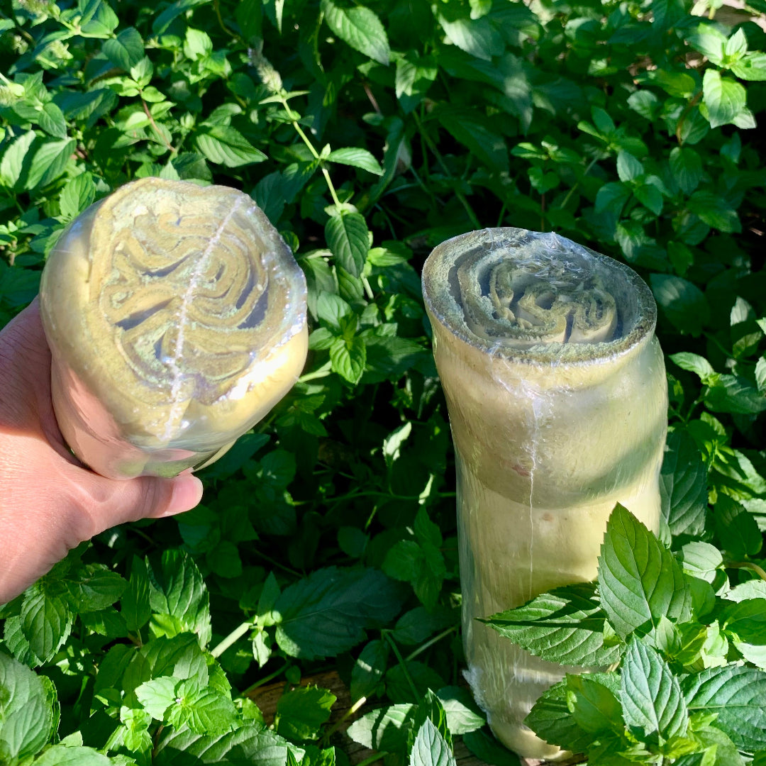 Happy Chew Beef Cheek Roll Mega Size-Natural Long Lasting Chew. Joue de boeuf pour chien grand masticateur