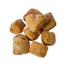 Load image into Gallery viewer, Happy Chew Himalayan yak puff cheese for dog, pop corn de fromage de yak pour chien au Québec 
