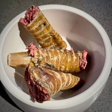 Load image into Gallery viewer, Happy Chew trachées de boeuf au Québec, dog chew beef trachea in Quebec
